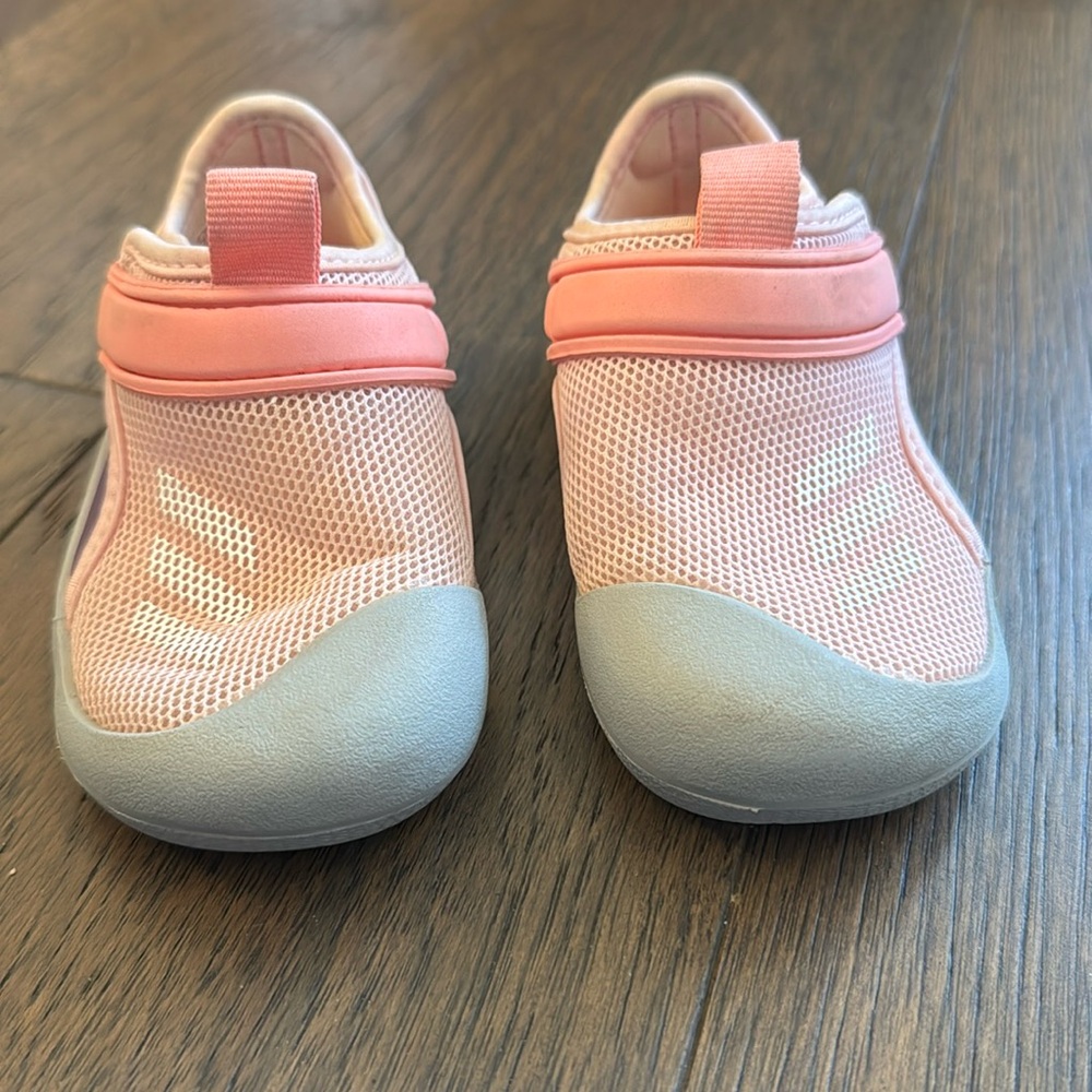 Adidas Altaventure Toddler Shoes in Size 7